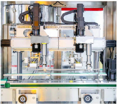 satın al Otomatik Kaplama Makinesi Geniş Uygulanabilirlik Esnek üretim için çeşitli şişe şekilleri ve kapak tasarımlarıyla uyumludur online manufacture