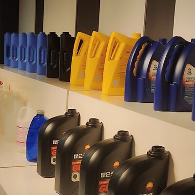 satın al 1-5L Tam Otomatik Yağlayıcı Doldurma hattı 1000-5000BPH 1000ml-5000ml online manufacture